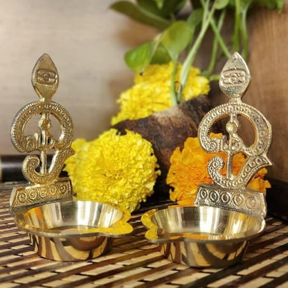 ஓம் முருகர் விளக்கு  Om Vel Diya in Brass